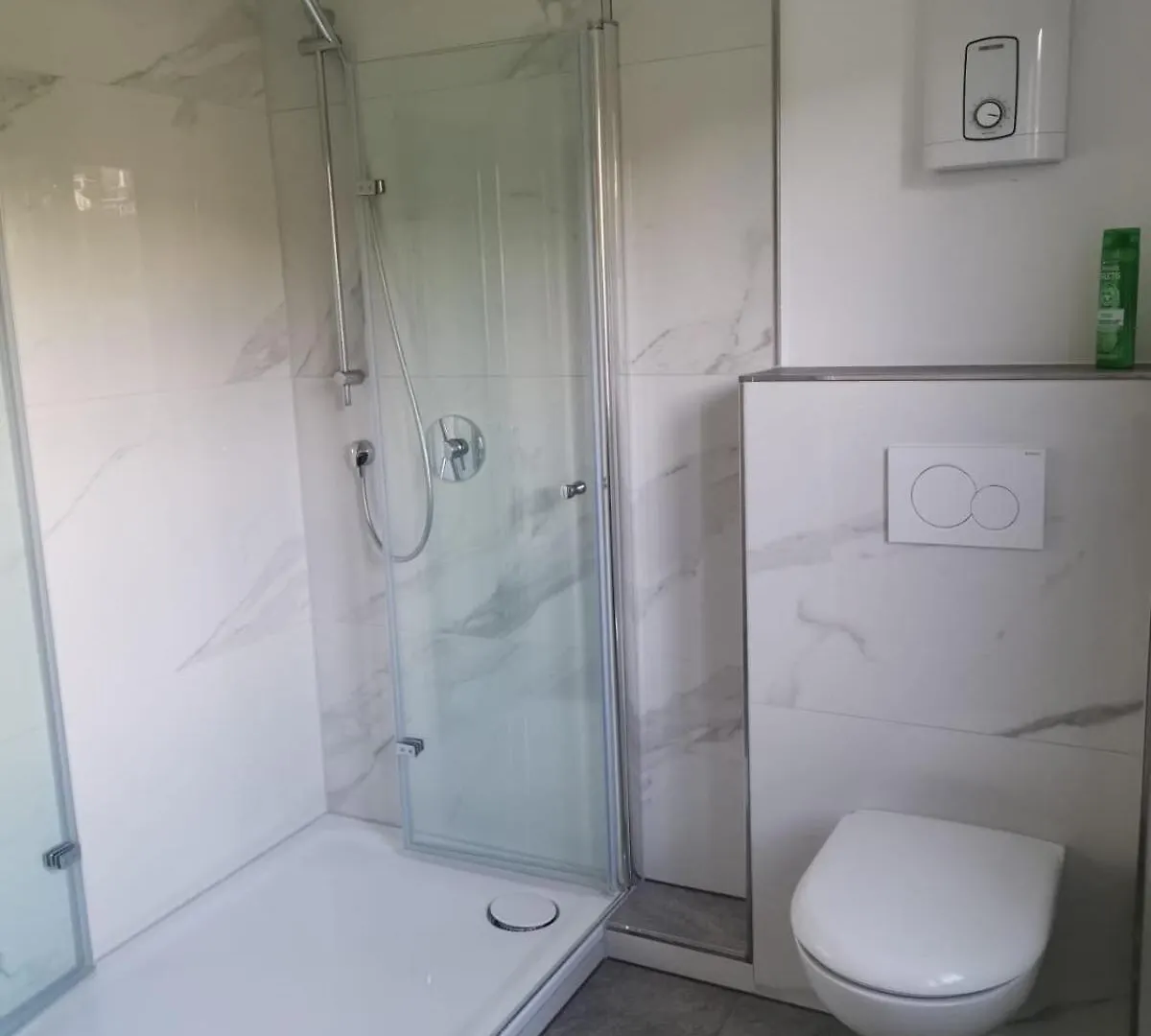 Modern Bright Apartment Rosrath Germany